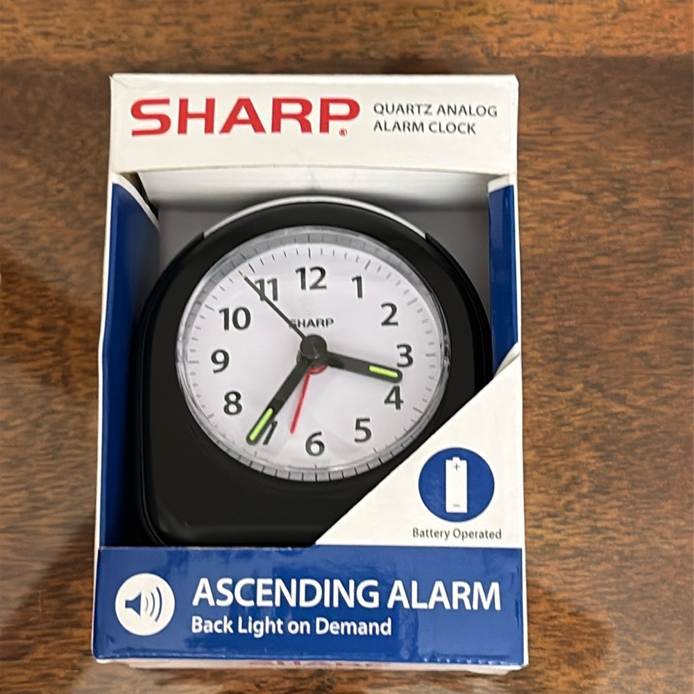 Sharp SPC844A Quartz Analog Alarm Clock Black Ascending Alarm Backlight Snooze 🆕